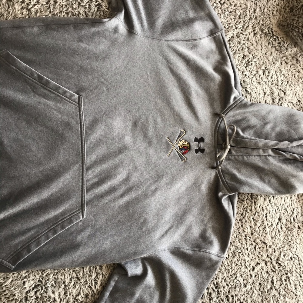 grey sweater